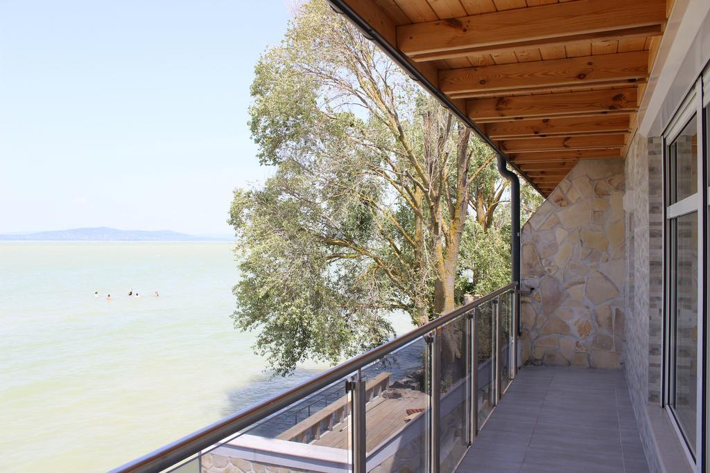 Parton Villa Apartments Fonyód Pokoj fotografie